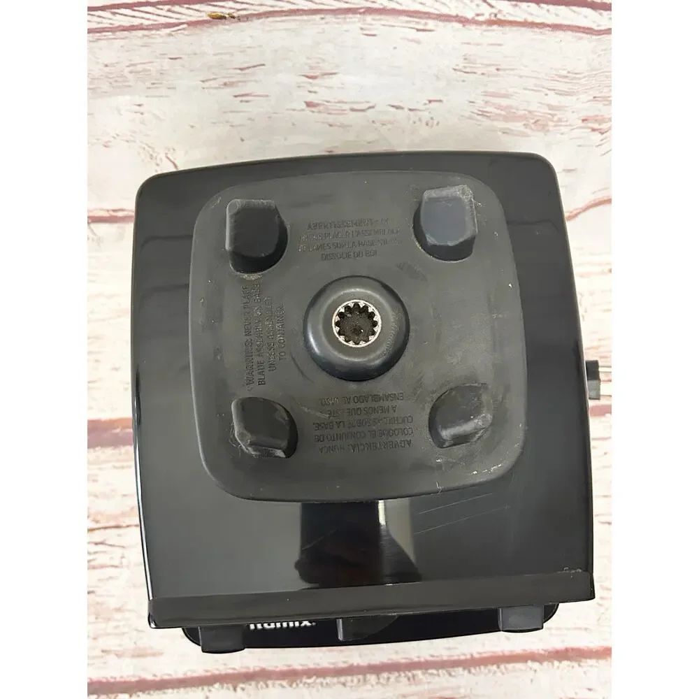 VITAMIX 5200 SERIES VM0101 Blender Motor Base Only Vita Prep Heavy Duty Black